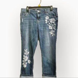 Simply Vera Vera Wang Denim Capri’s sz 16